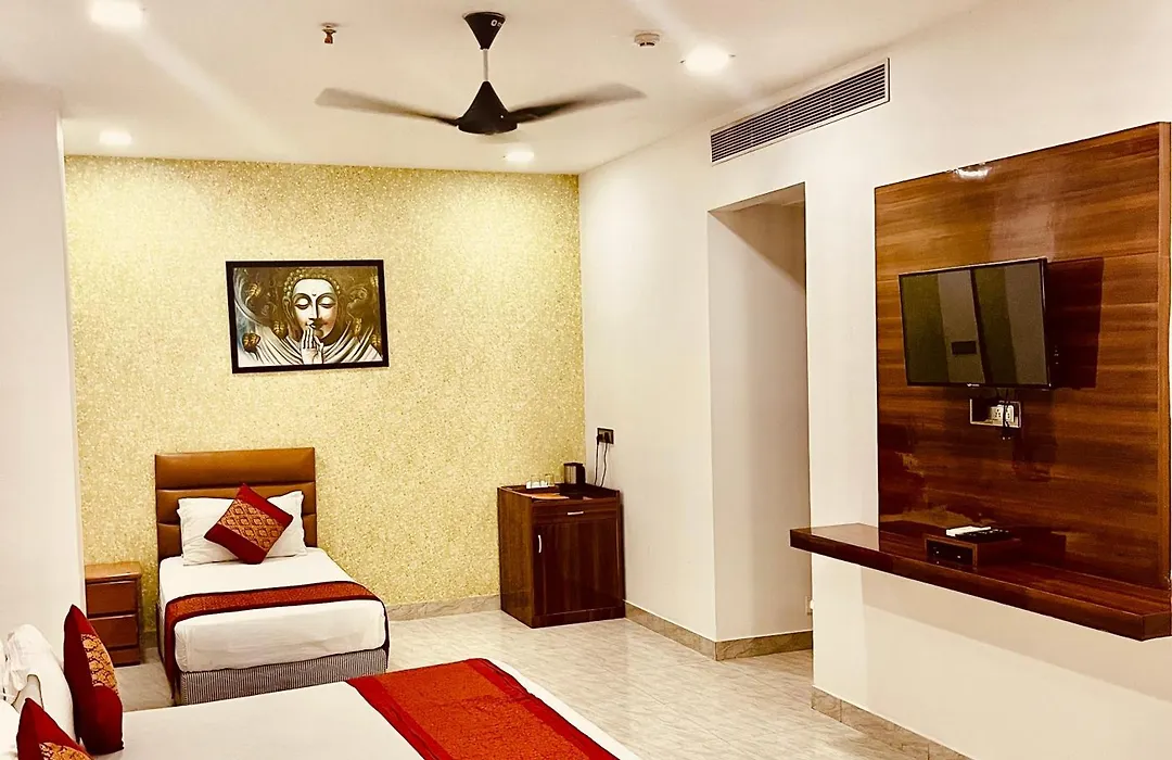 Amora Rooms Dwarka-1
